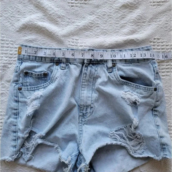 Light Denim Distressed High Rise Shorts - Picture 5 of 8